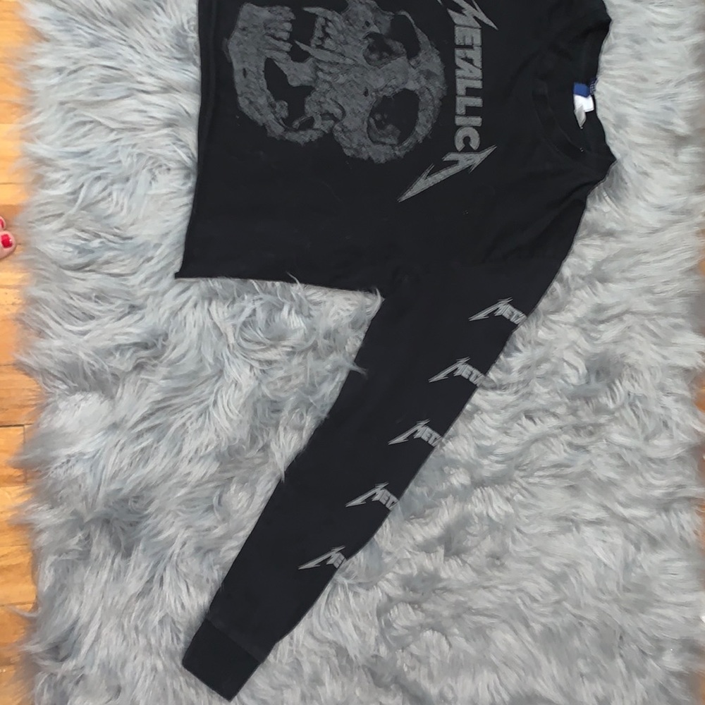 Cropped Metallica long sleeve